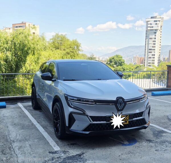 RENAULT MEGANE E-TECH AT 4X2 2025**