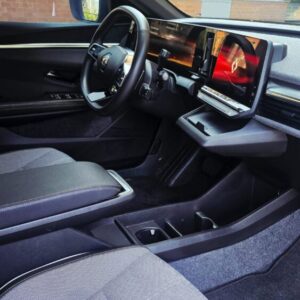 RENAULT MEGANE E-TECH AT 4X2 2025**: imagen 10