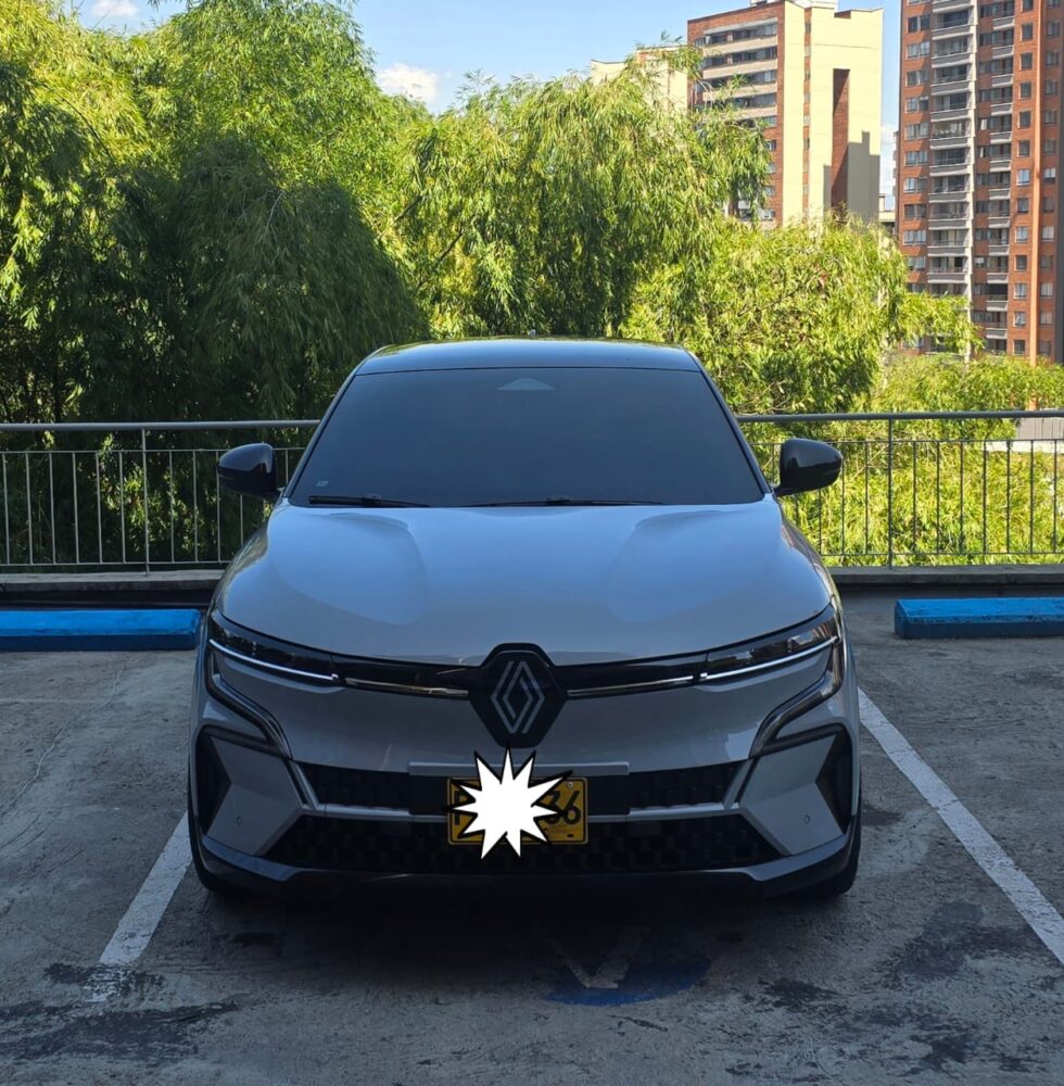 RENAULT MEGANE E-TECH AT 4X2 2025**: imagen 3