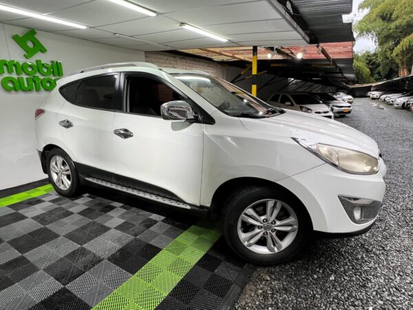 HYUNDAI TUCSON IX 35 2.0L MT 2.0CC 4X2 2014**