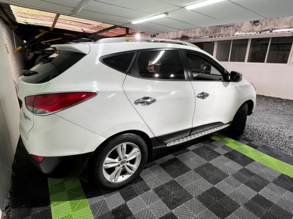 HYUNDAI TUCSON IX 35 2.0L MT 2.0CC 4X2 2014**
