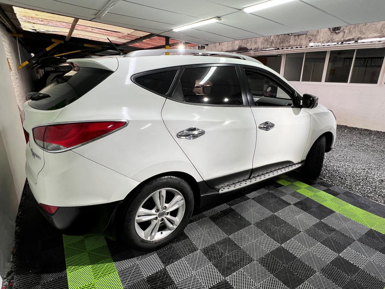 HYUNDAI TUCSON IX 35 2.0L MT 2.0CC 4X2 2014**: imagen 10