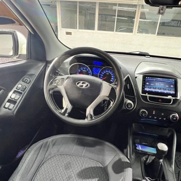 HYUNDAI TUCSON IX 35 2.0L MT 2.0CC 4X2 2014**