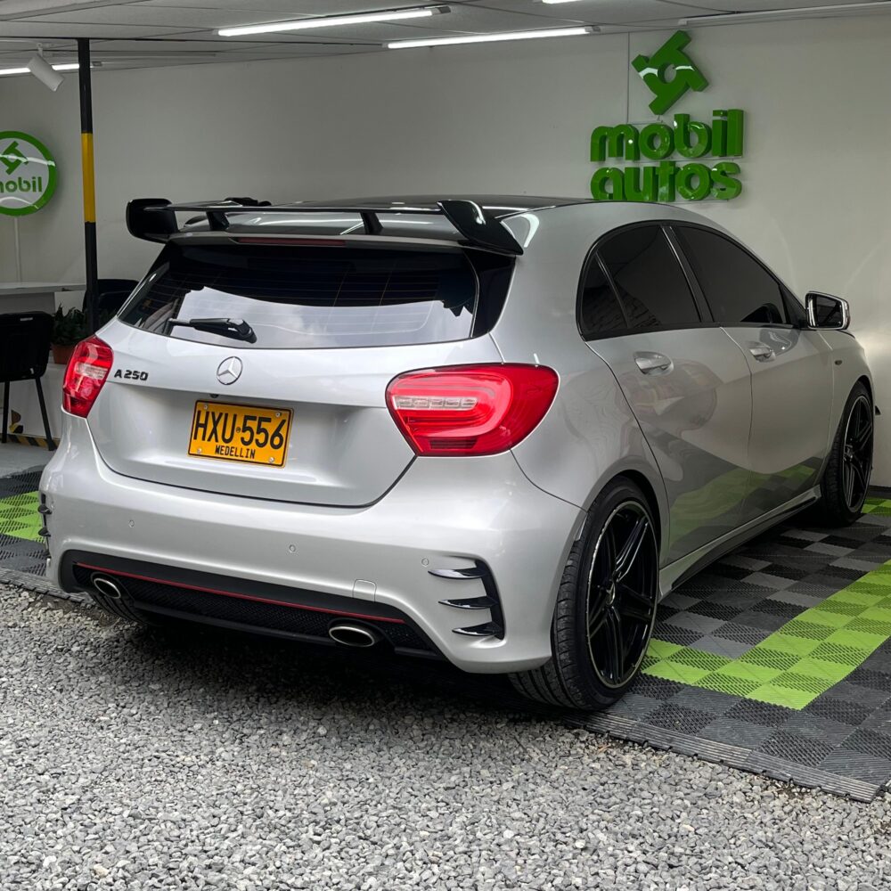 MERCEDES BENZ A 250 SPORT TP 2.0T 2014**: imagen 7