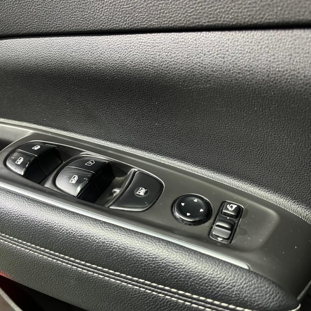 RENAULT KOLEOS INTENS TP 2.5CC 4X4 2017**: imagen 10