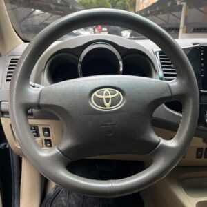 TOYOTA FORTUNER 2.7L AT 2.7CC 4X2 2012**: imagen 12