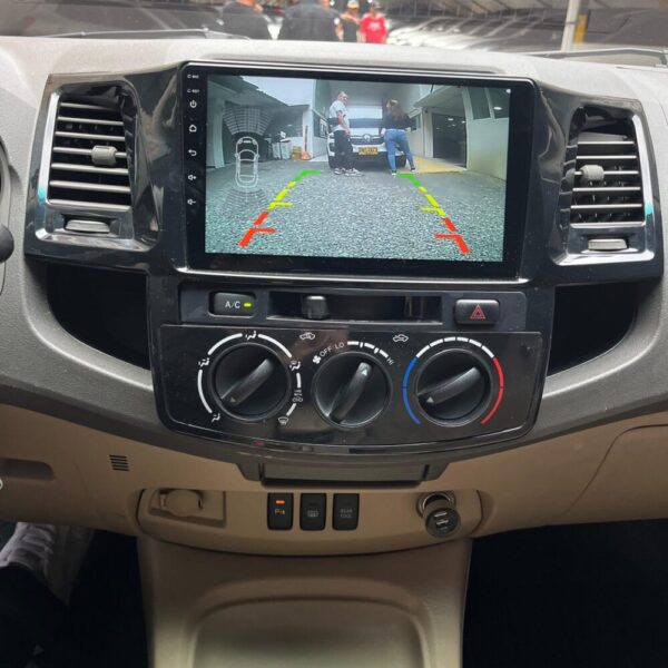 TOYOTA FORTUNER 2.7L AT 2.7CC 4X2 2012**