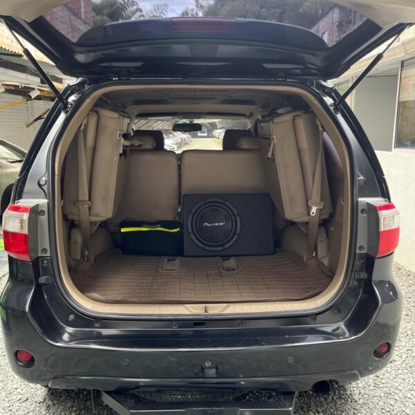 TOYOTA FORTUNER 2.7L AT 2.7CC 4X2 2012**