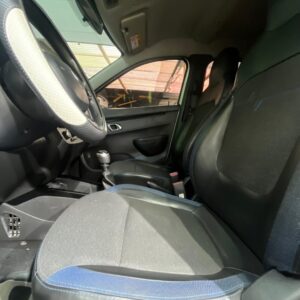 RENAULT KWID ICONIC MT 1.0CC 2023**: imagen 13