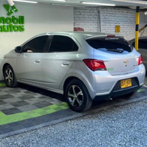 CHEVROLET ONIX LTZ MT 1.4CC 2017: imagen 9