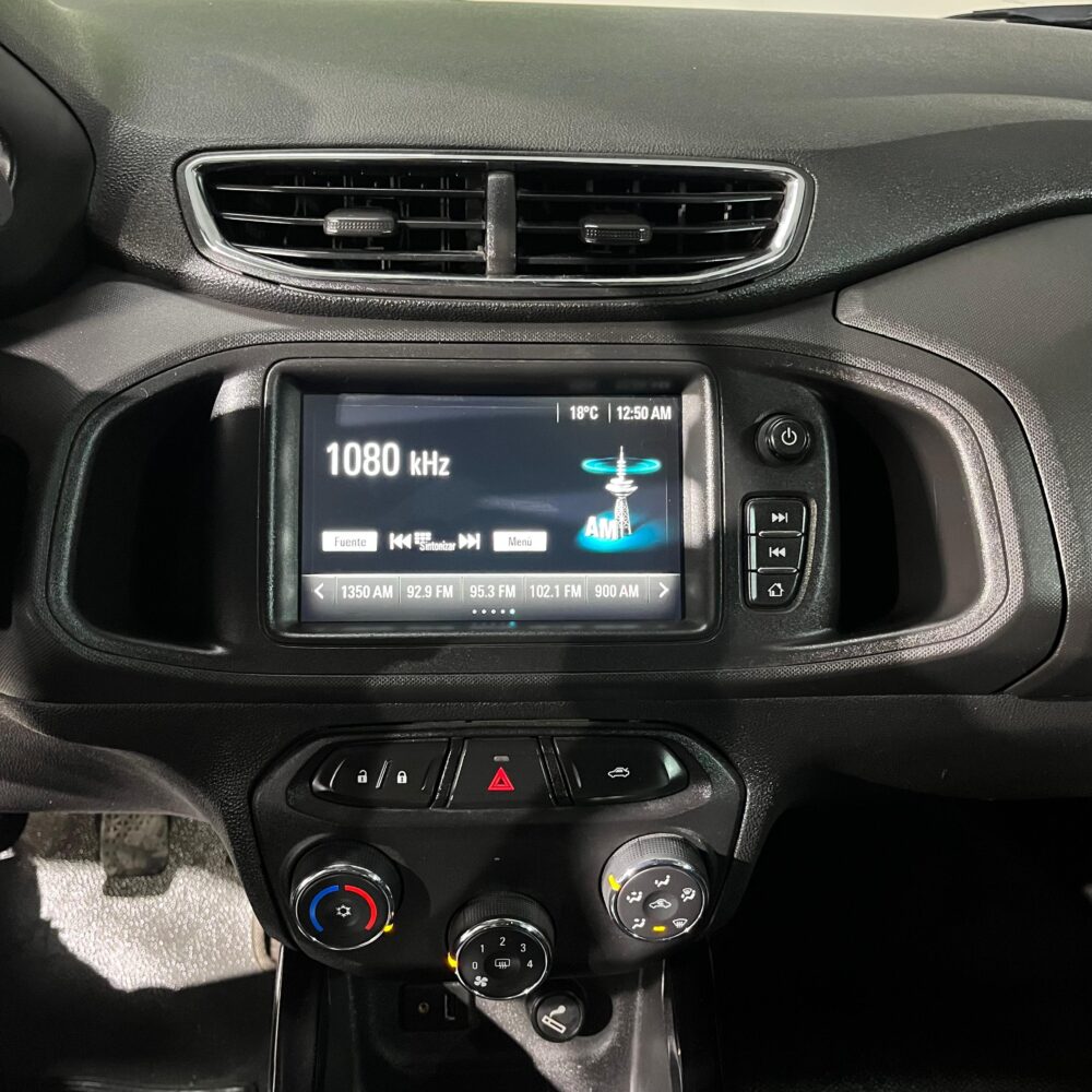 CHEVROLET ONIX LTZ MT 1.4CC 2017: imagen 13