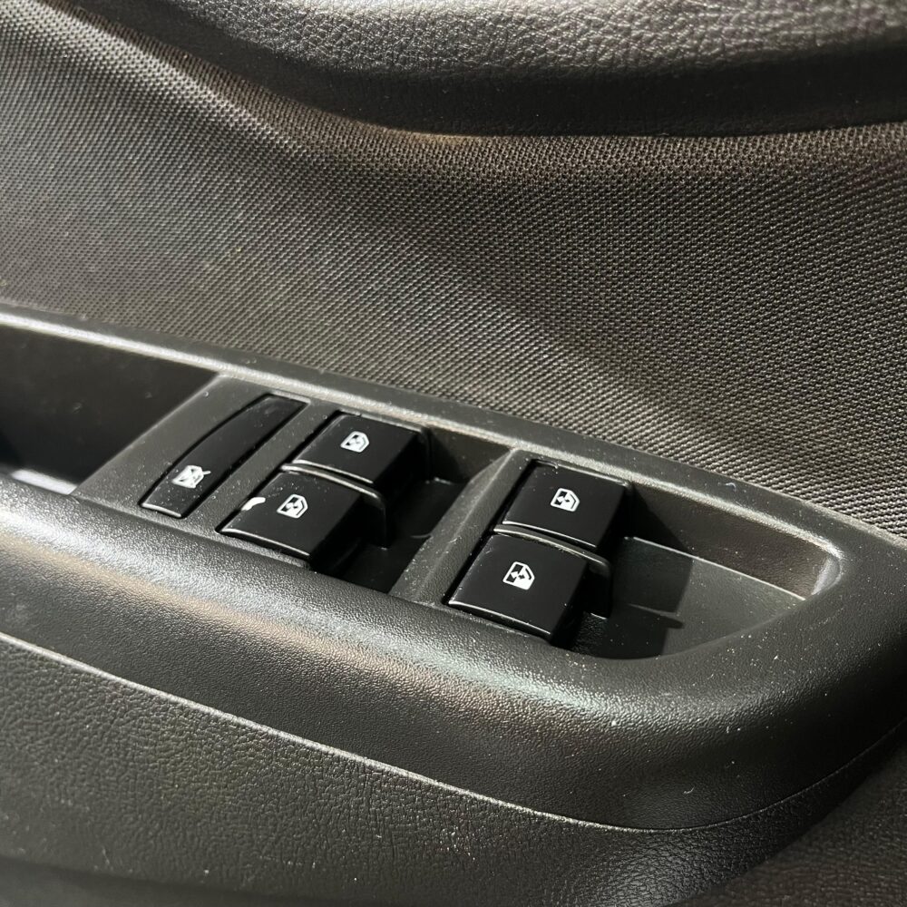 CHEVROLET ONIX LTZ MT 1.4CC 2017: imagen 11