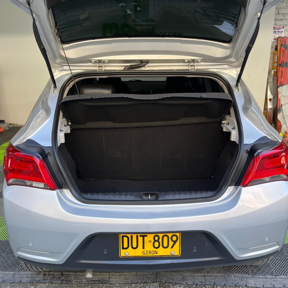 CHEVROLET ONIX LTZ MT 1.4CC 2017: imagen 18