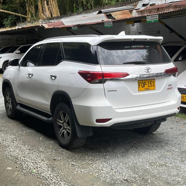 TOYOTA FORTUNER 2.7L MID TP 2.7CC 4X2 2020