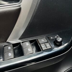 TOYOTA FORTUNER 2.7L MID TP 2.7CC 4X2 2020: imagen 11