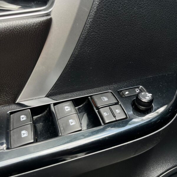 TOYOTA FORTUNER 2.7L MID TP 2.7CC 4X2 2020