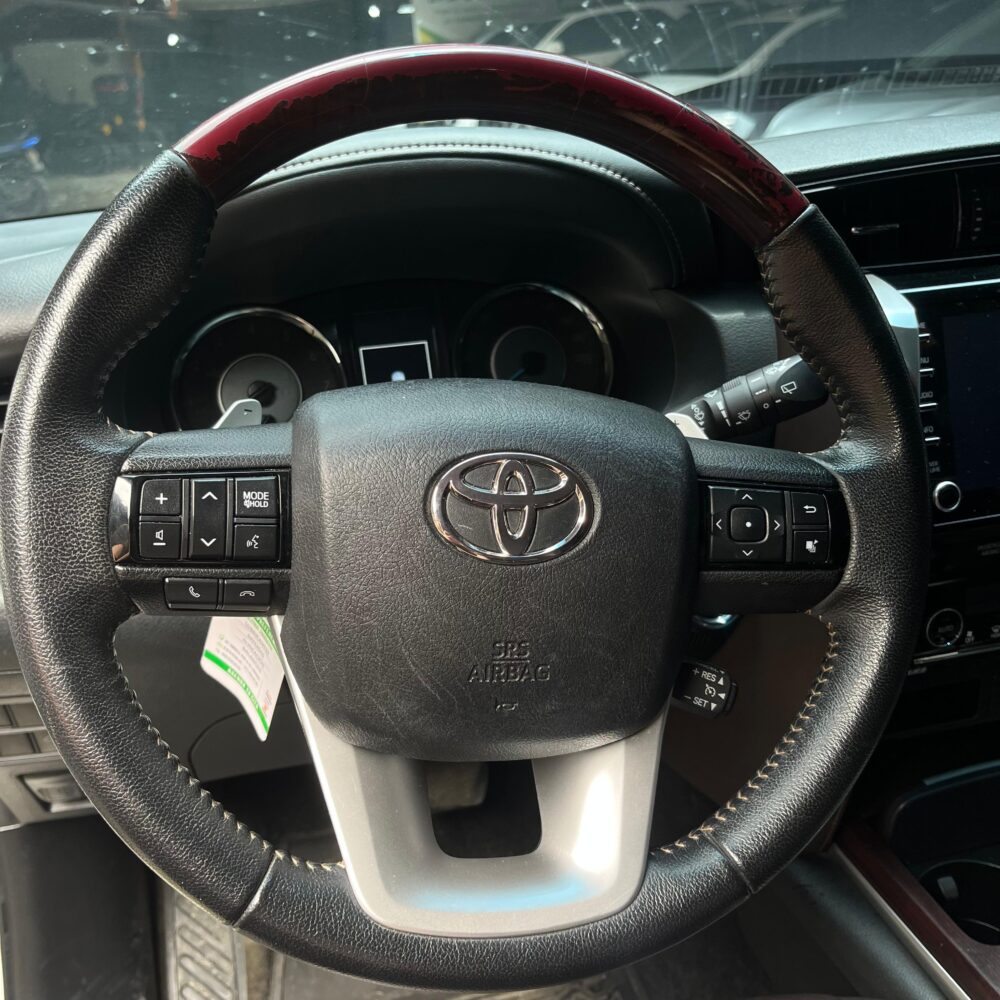 TOYOTA FORTUNER 2.7L MID TP 2.7CC 4X2 2020: imagen 12
