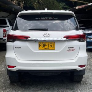 TOYOTA FORTUNER 2.7L MID TP 2.7CC 4X2 2020: imagen 8