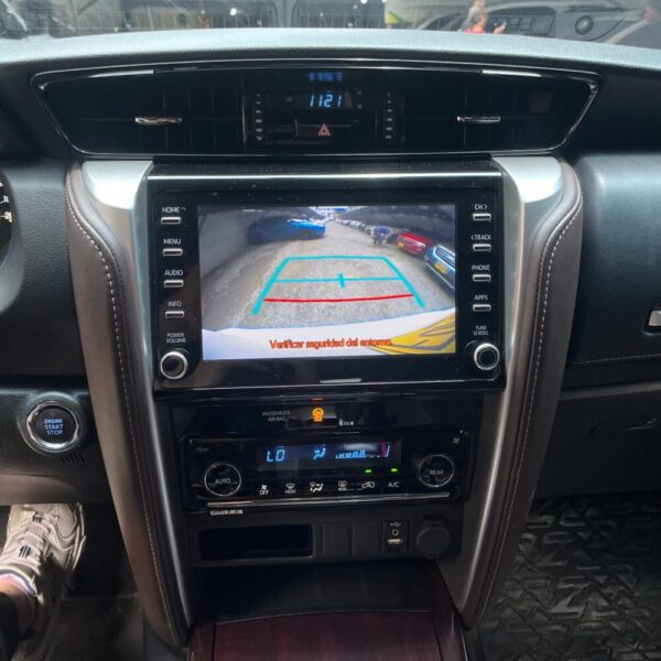 TOYOTA FORTUNER 2.7L MID TP 2.7CC 4X2 2020