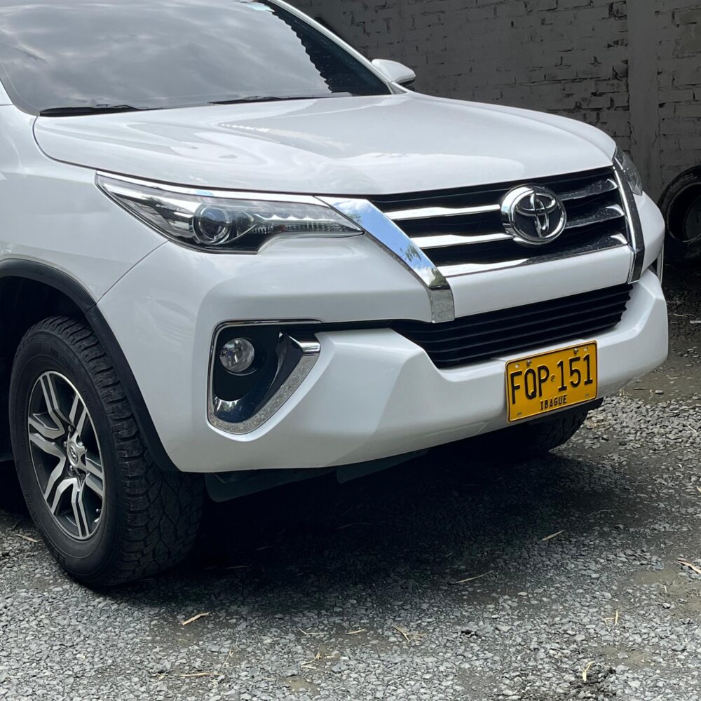 TOYOTA FORTUNER 2.7L MID TP 2.7CC 4X2 2020: imagen 5