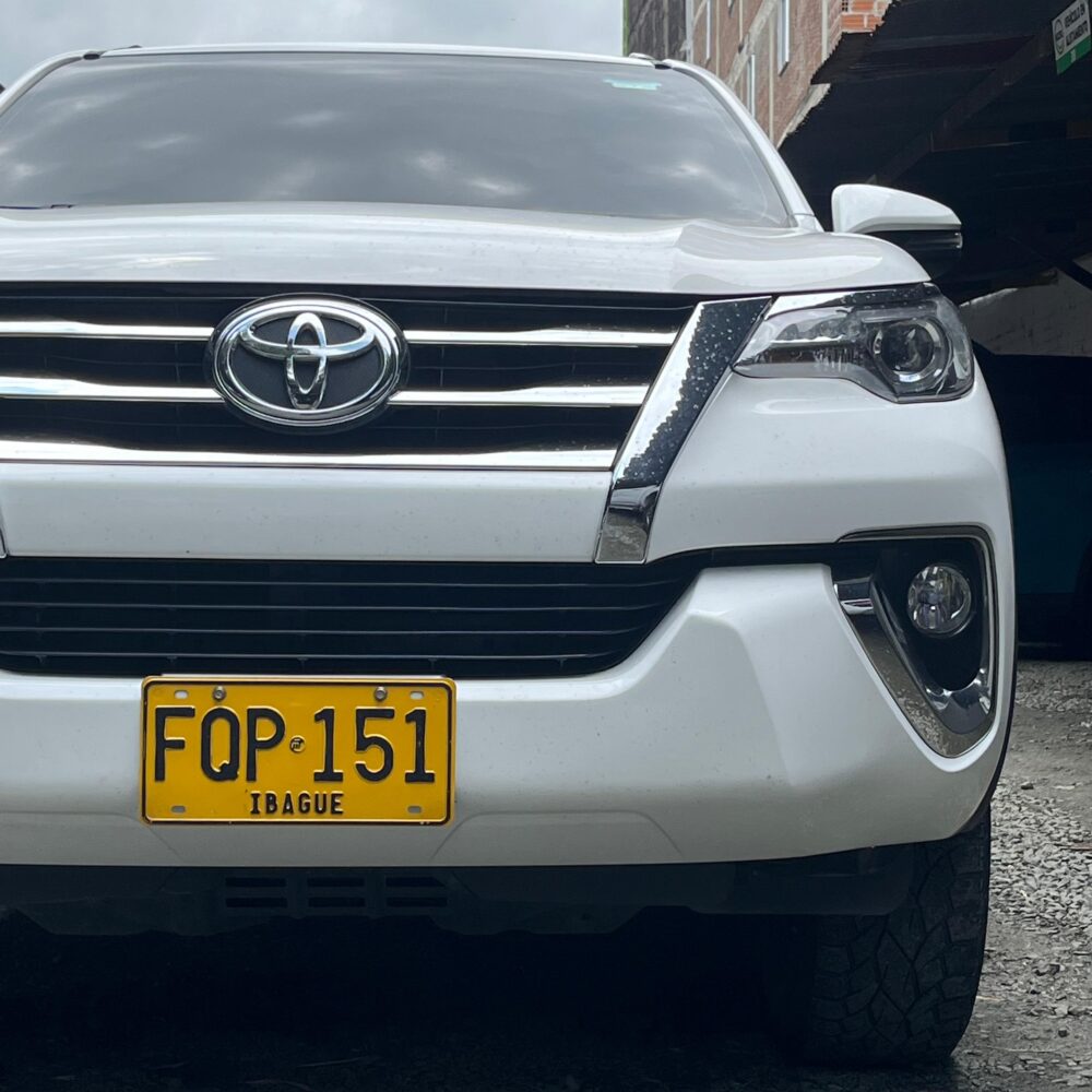 TOYOTA FORTUNER 2.7L MID TP 2.7CC 4X2 2020: imagen 6