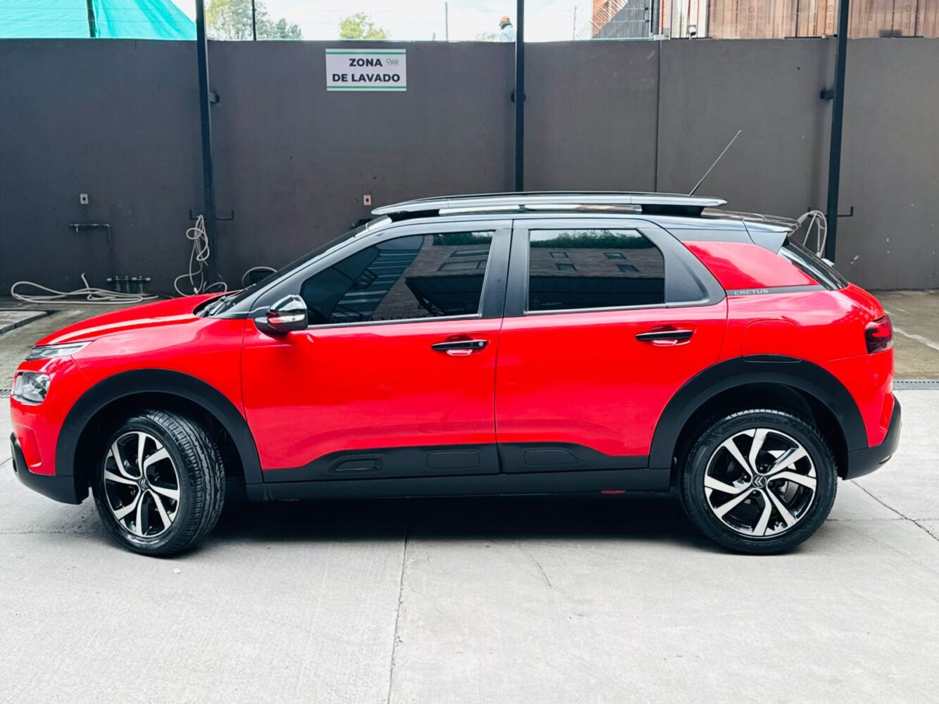 CITROEN C4 CACTUS SHINE TP 1.6CC 2020**: imagen 5