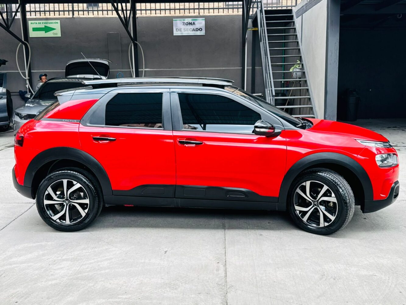 CITROEN C4 CACTUS SHINE TP 1.6CC 2020**: imagen 4