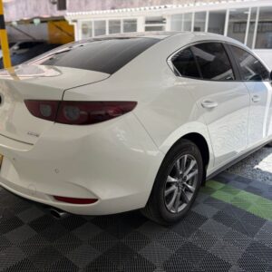 MAZDA 3 TOURING AT 2.0CC 2021: imagen 7