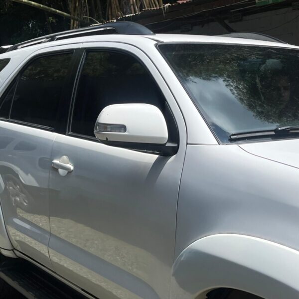 TOYOTA FORTUNER 2.7L AT 2.7CC 4X2 2015