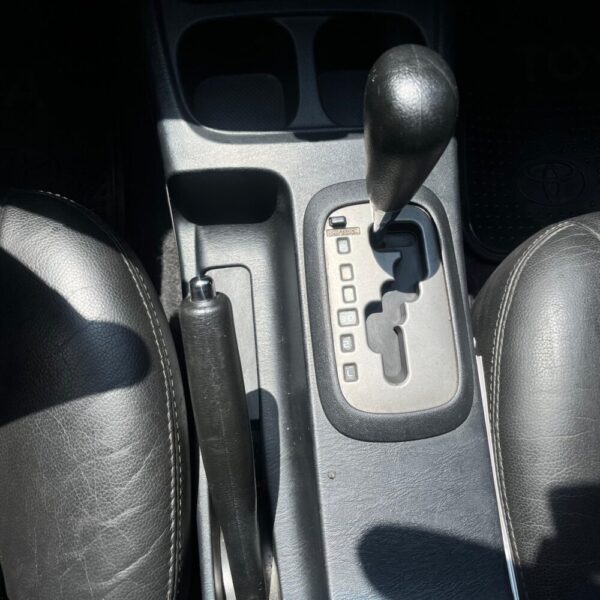 TOYOTA FORTUNER 2.7L AT 2.7CC 4X2 2015