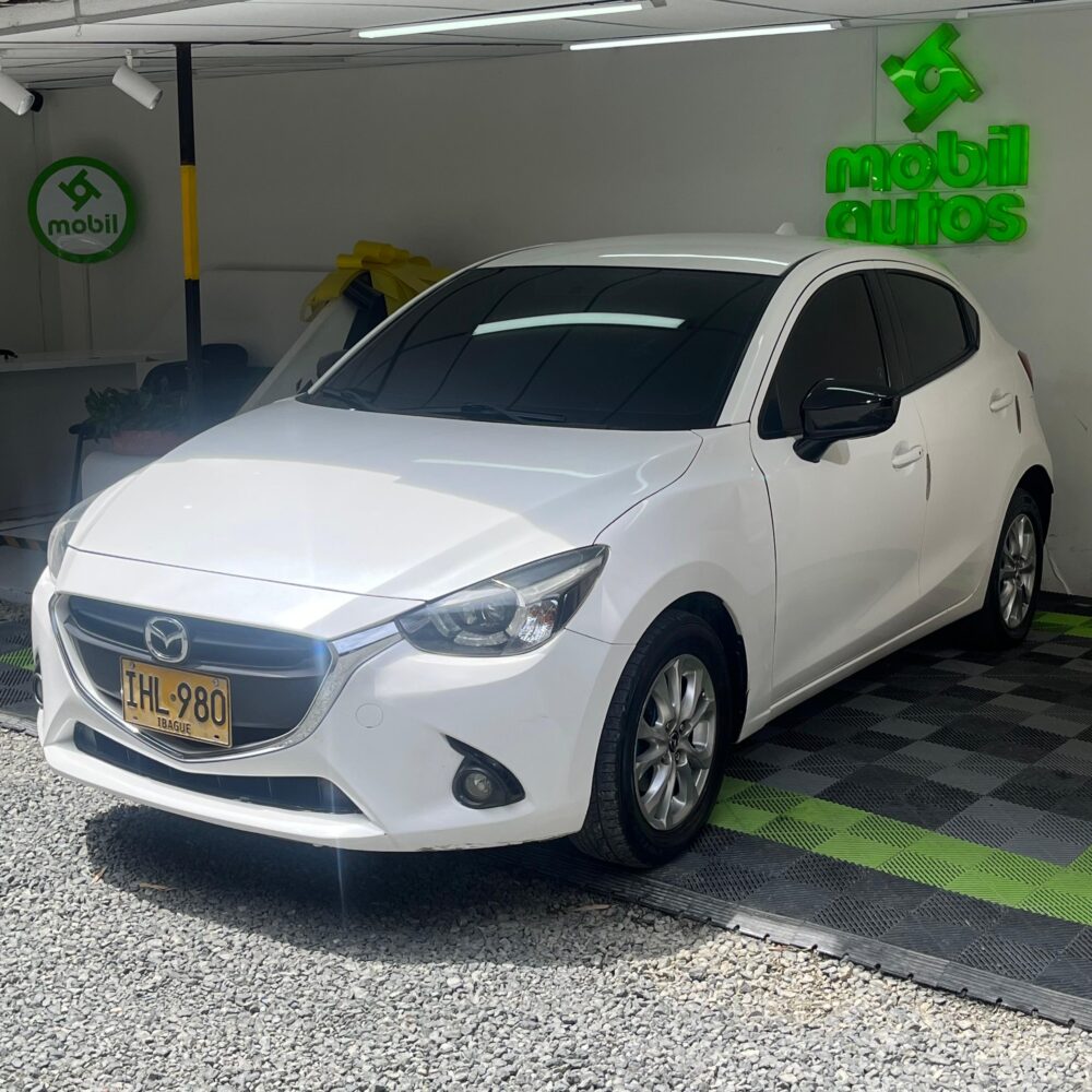 MAZDA 2 TOURING MT 1.5CC 2017: imagen 1