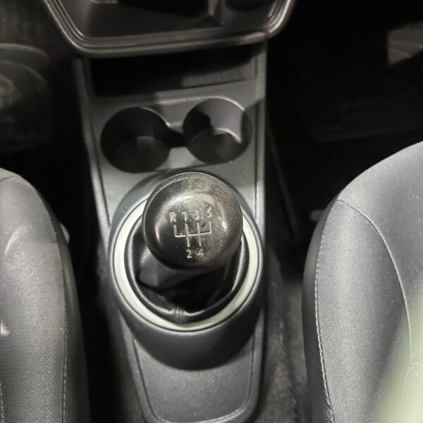 VOLKSWAGEN VOYAGE COMFORTLINE MT 1.6CC 2016