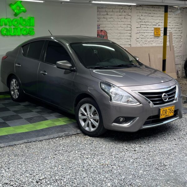 NISSAN VERSA ADVANCE AT 1.6CC 2019**