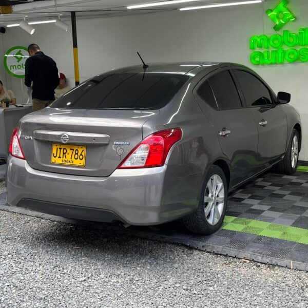 NISSAN VERSA ADVANCE AT 1.6CC 2019**