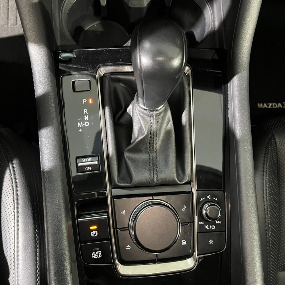 MAZDA 3 TOURING TP 2.0CC 2023**: imagen 14