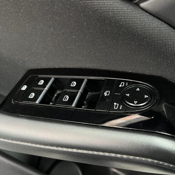 MAZDA 3 TOURING TP 2.0CC 2023**