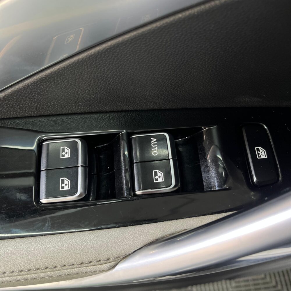 CHEVROLET CAPTIVA LTZ TURBO TP 1.5CC T 4X2 2023: imagen 11