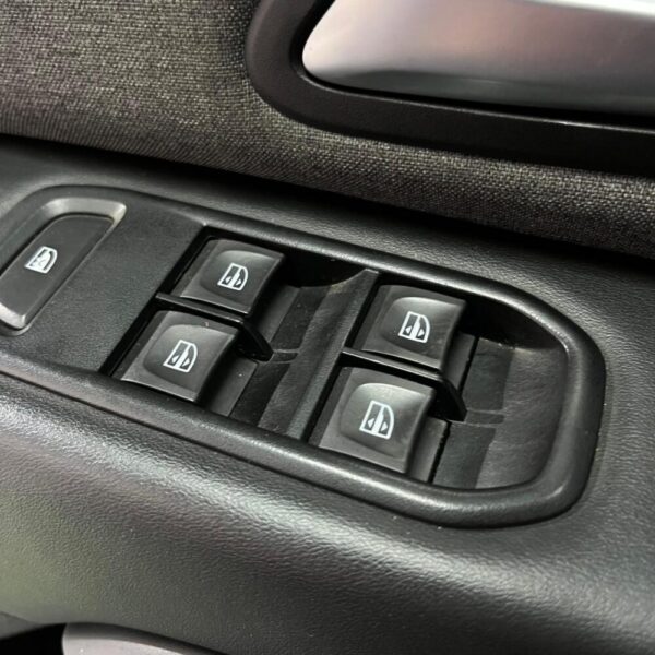 RENAULT DUSTER INTENS TP 1.3CC T 4X2 2023