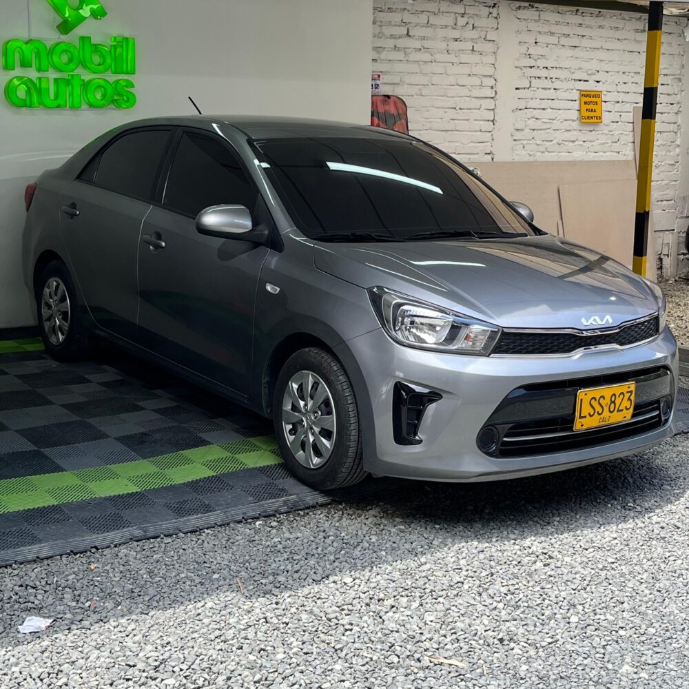 KIA SOLUTO DESIRE MT 1.4CC 2023: imagen 3