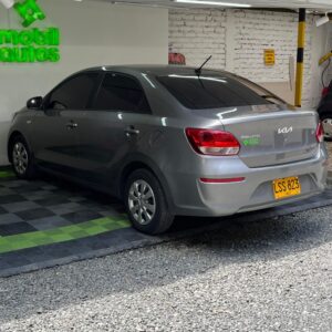 KIA SOLUTO DESIRE MT 1.4CC 2023: imagen 9