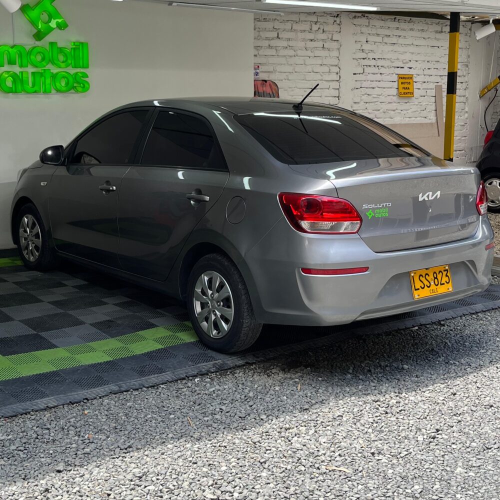 KIA SOLUTO DESIRE MT 1.4CC 2023: imagen 9