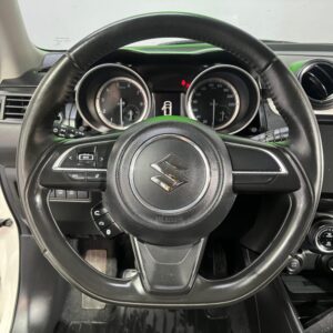 SUZUKI SWIFT HYBRID MT 1.2CC 2024: imagen 12